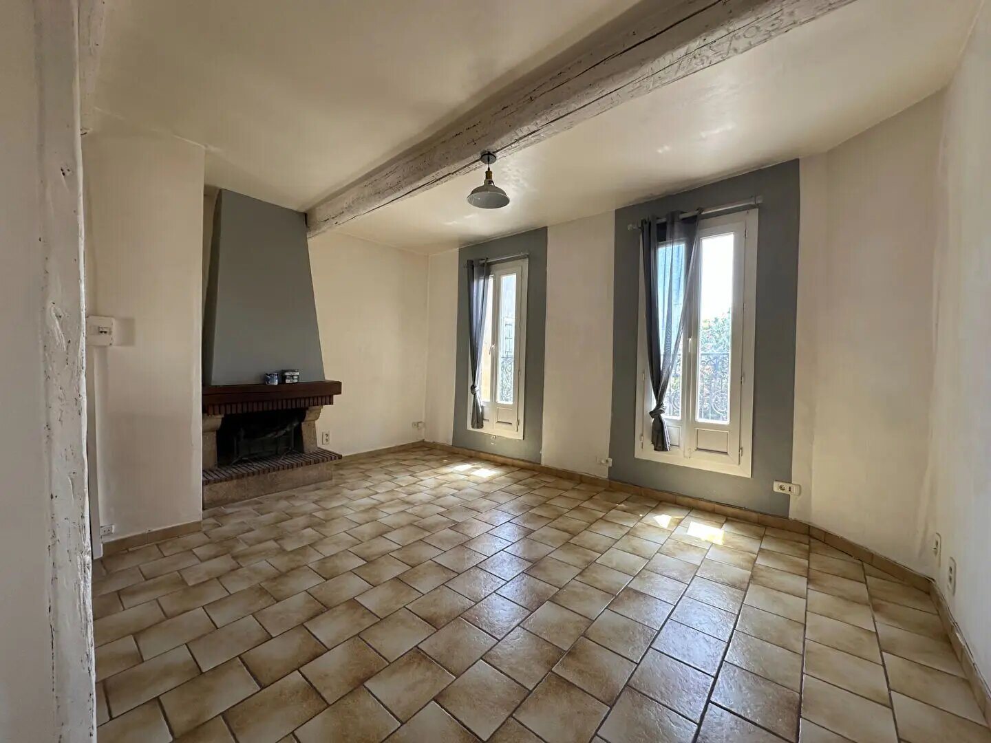 Maison à louer, 40m², Saint-Geniès-de-Fontedit