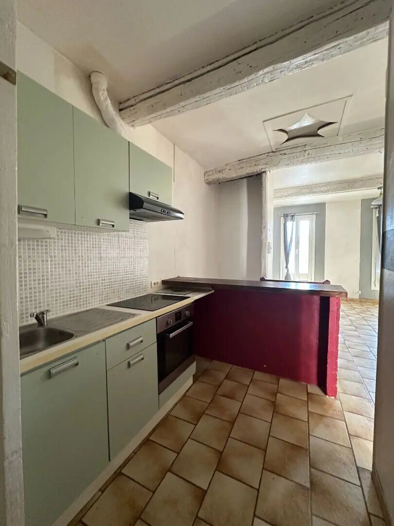 Maison à louer, 40m², Saint-Geniès-de-Fontedit