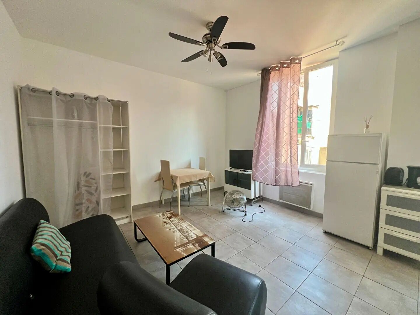 Appartement à vendre, 25m², Béziers