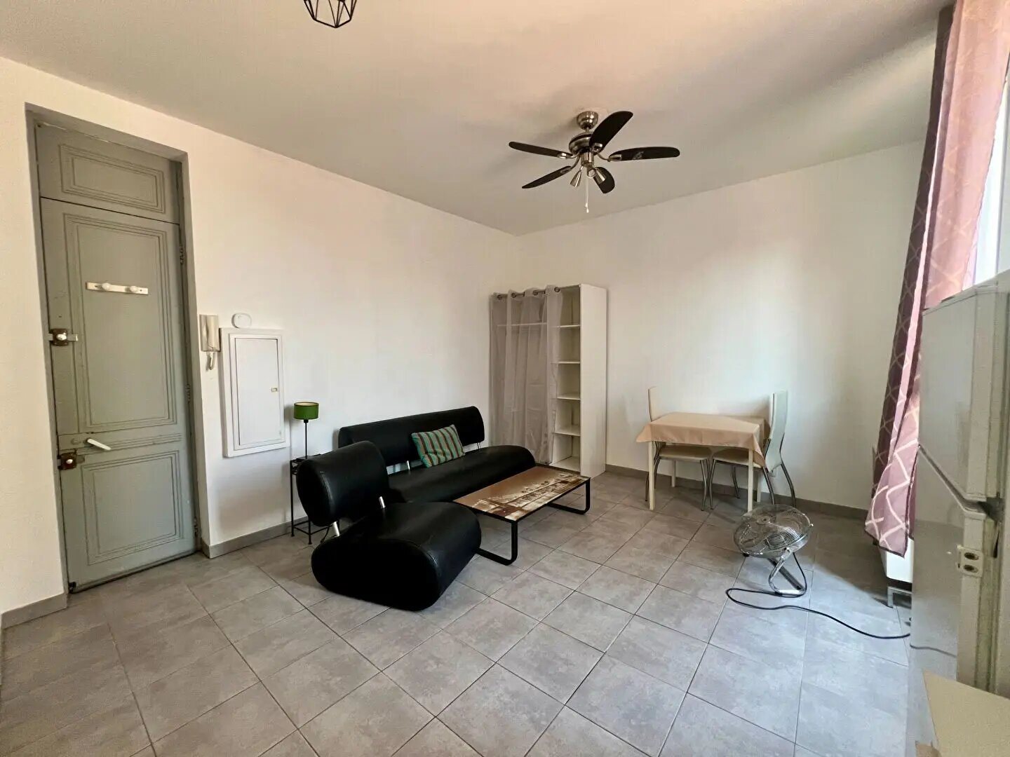 Appartement à vendre, 25m², Béziers