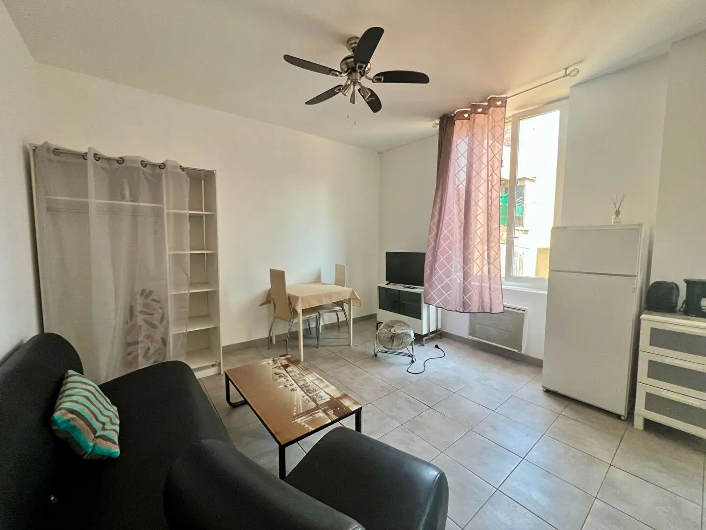 Appartement à vendre, 25m², Béziers