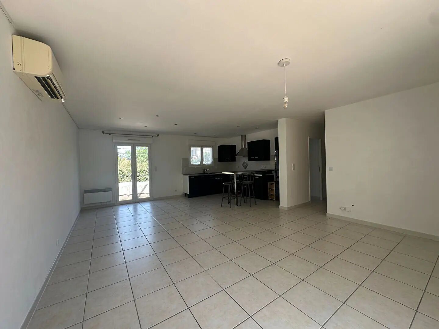 Maison à louer, 88m², Montblanc
