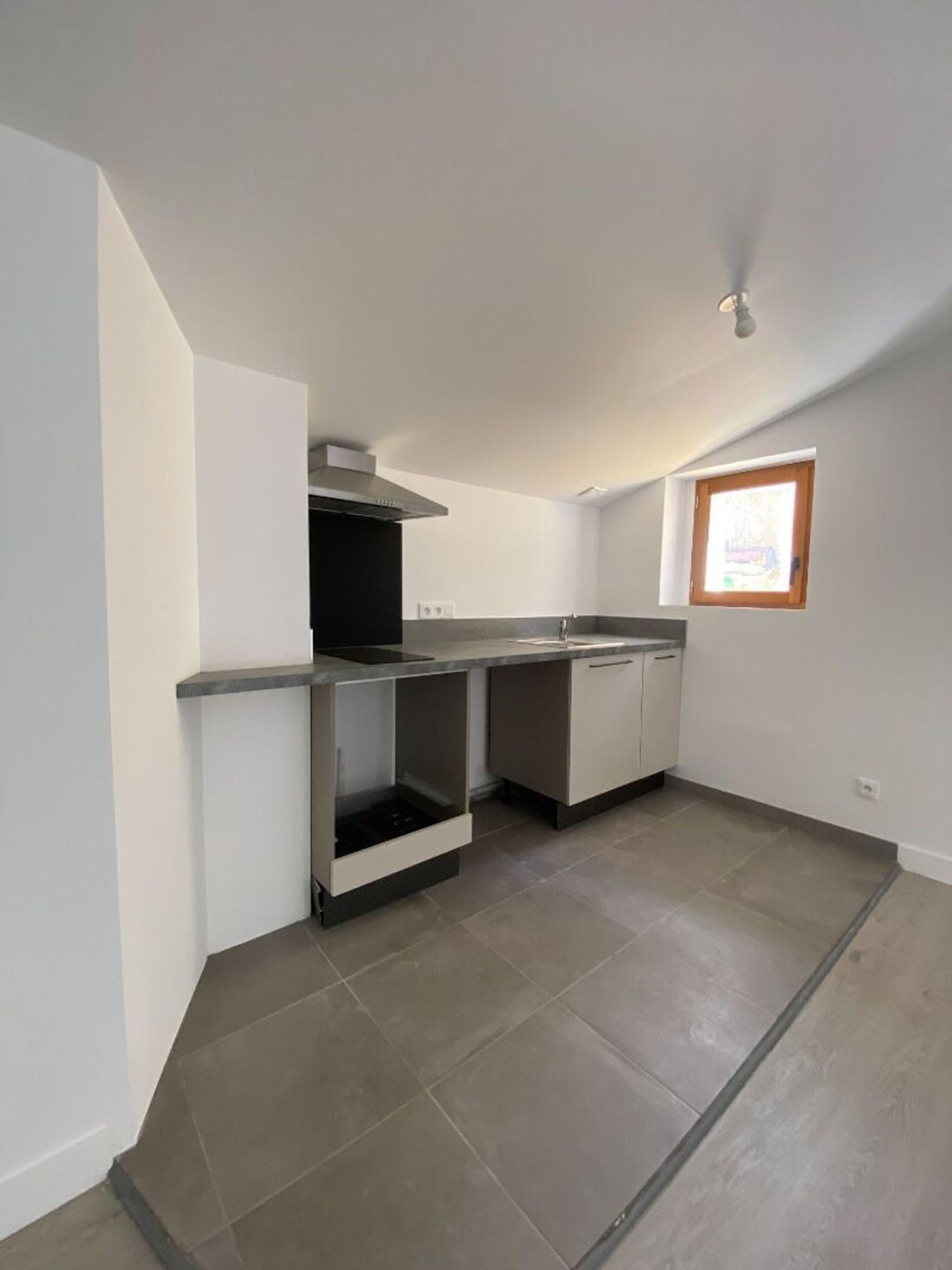 Appartement à louer, 37m², Béziers