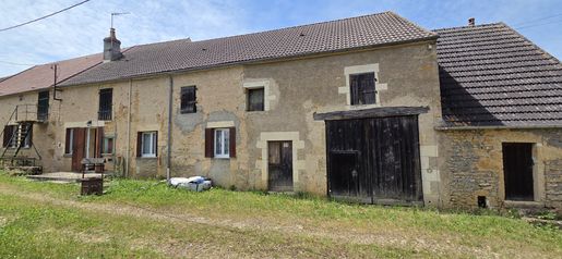 Maison 7 pièces 109 m² · à Marcy · 109 m² · 115 000 €