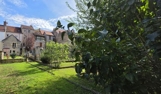Maison 6 pièces 93 m² · à Clamecy · 93 m² · 77 000 €