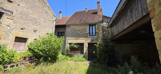 Maison 3 pièces 77 m² · à Asnan · 77 m² · 38 000 €