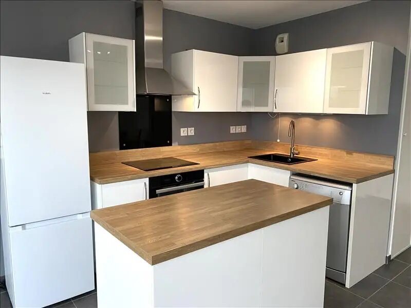Appartement à louer, 44m², Décines-Charpieu