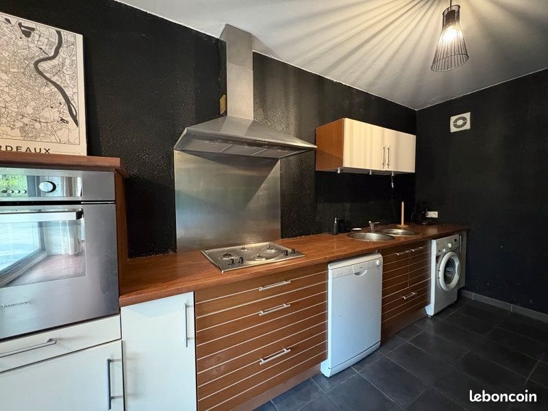 Appartement à louer, 77m², Bordeaux