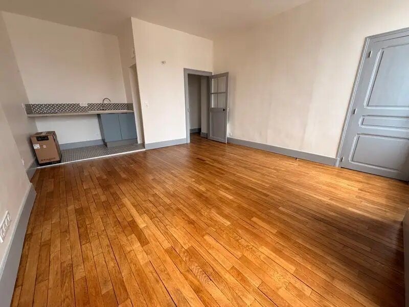 Appartement à louer, 37m², La Châtre