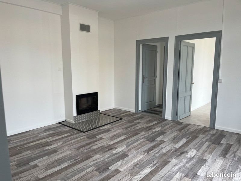 Maison à louer, 75m², Pineuilh