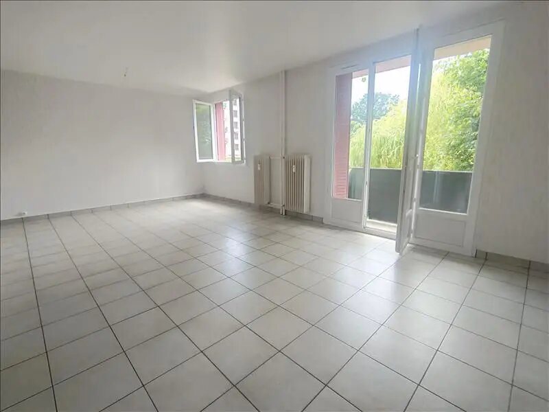 Appartement à louer, 99m², Montluçon