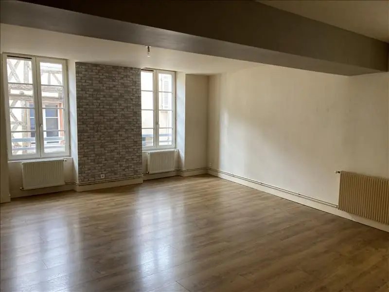 Appartement à louer, 80m², La Réole