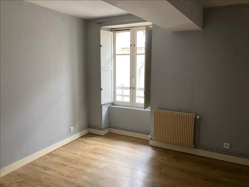 Appartement à louer, 80m², La Réole