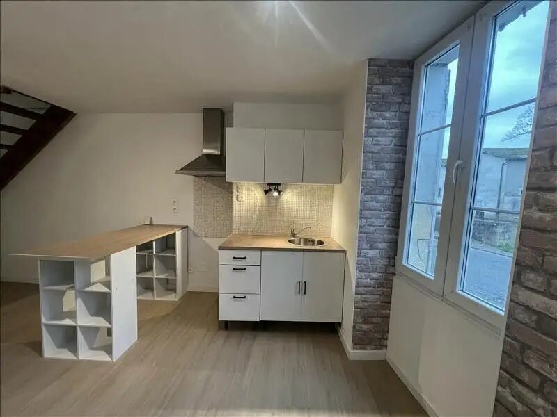 Maison à louer, 45m², Lignières
