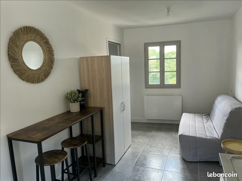 Appartement à louer, 16m², Angoulême