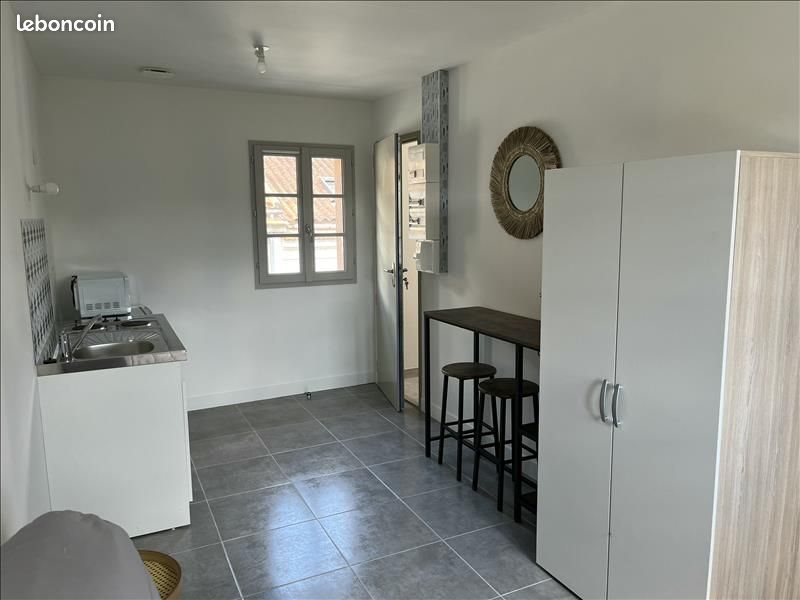 Appartement à louer, 16m², Angoulême