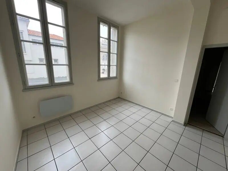 Appartement à louer, 34m², Rochefort