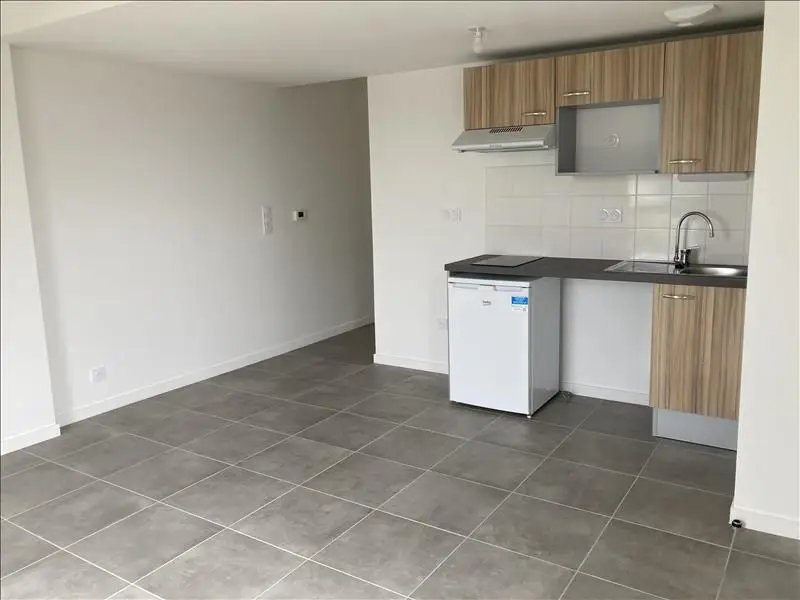 Appartement à louer, 48m², Floirac