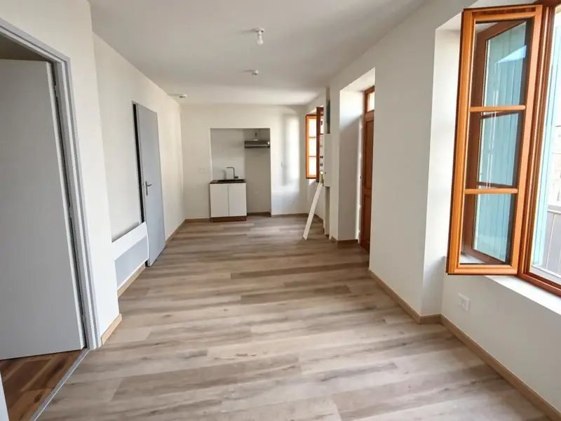 Appartement à louer, 31m², Gourdon