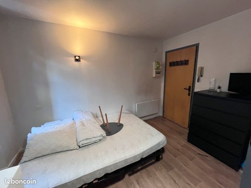 Appartement à louer, 15m², Figeac