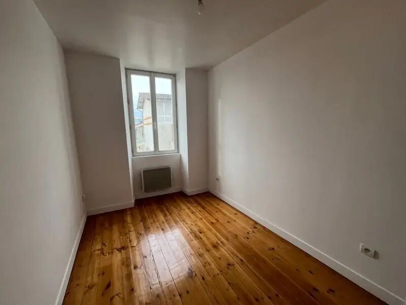 Maison à louer, 79m², Asnières-la-Giraud