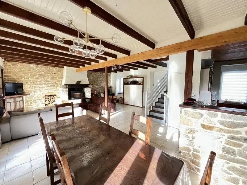 Maison à louer, 110m², Ploudalmézeau