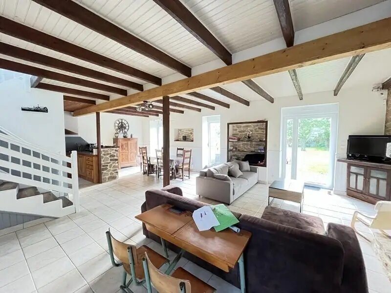 Maison à louer, 110m², Ploudalmézeau