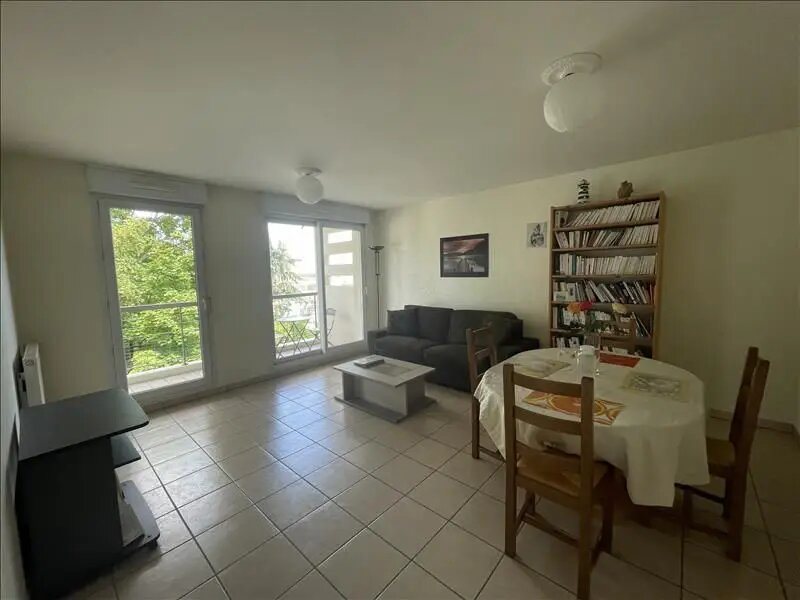 Appartement à louer, 66m², Blois