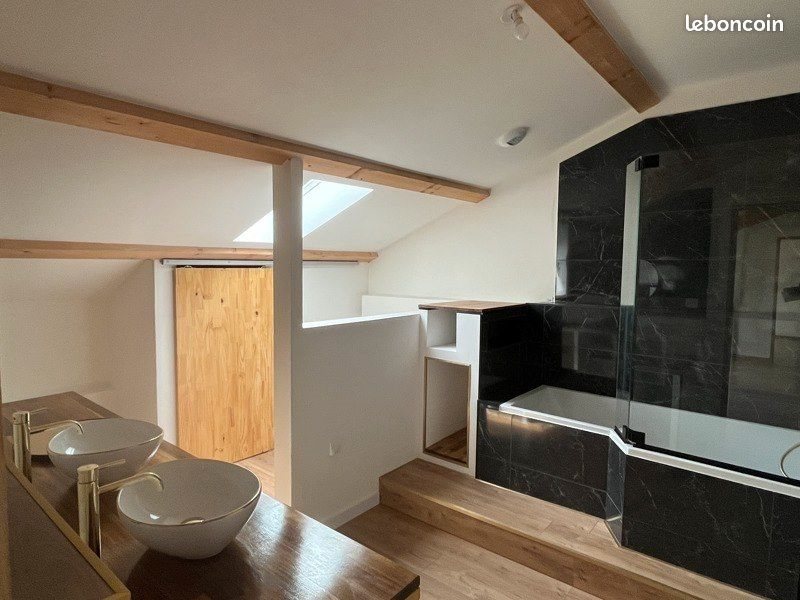 Maison à louer, 169m², Rouffignac-Saint-Cernin-de-Reilhac