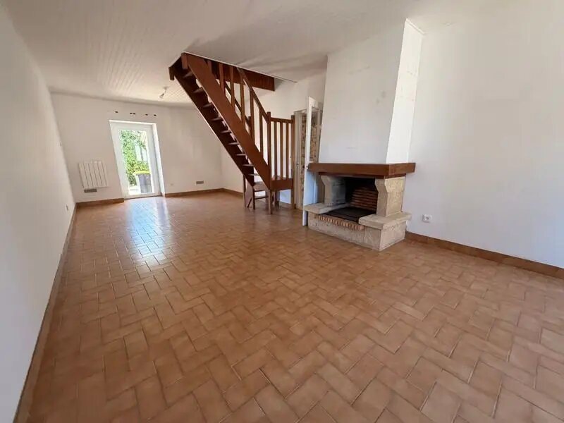 Maison à louer, 75m², Aigurande