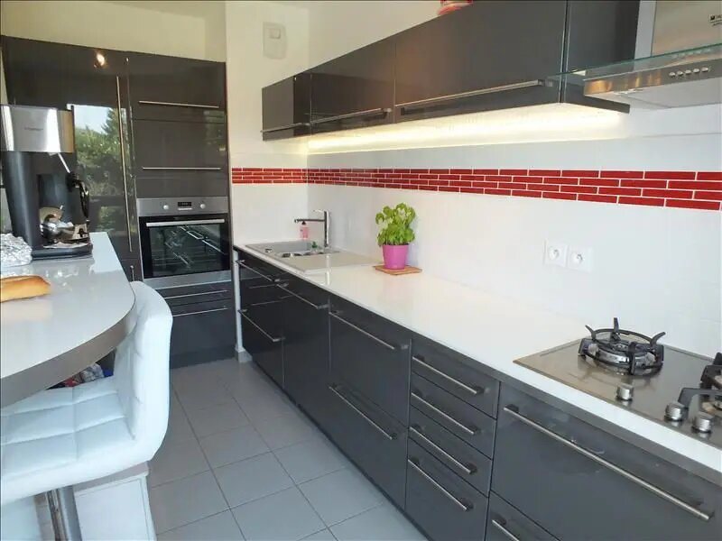 Appartement à louer, 62m², Ecquevilly