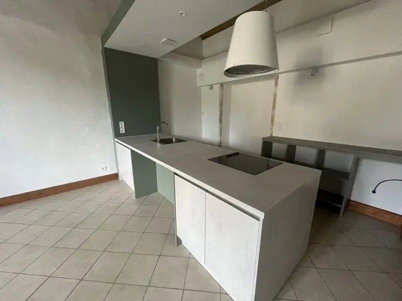 Appartement à louer, 85m², Barbaste