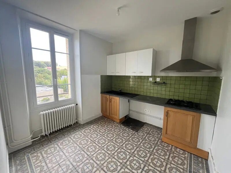 Appartement à louer, 83m², Guéret