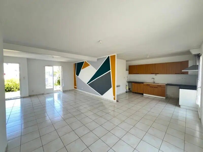 Maison à louer, 83m², Saint-Branchs