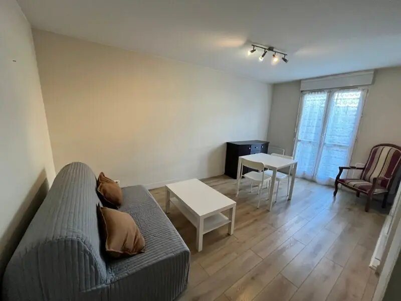 Appartement à louer, 25m², Tours