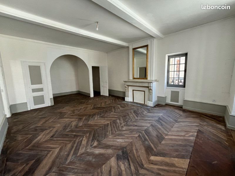 Appartement à louer, 74m², Villefranche-de-Rouergue