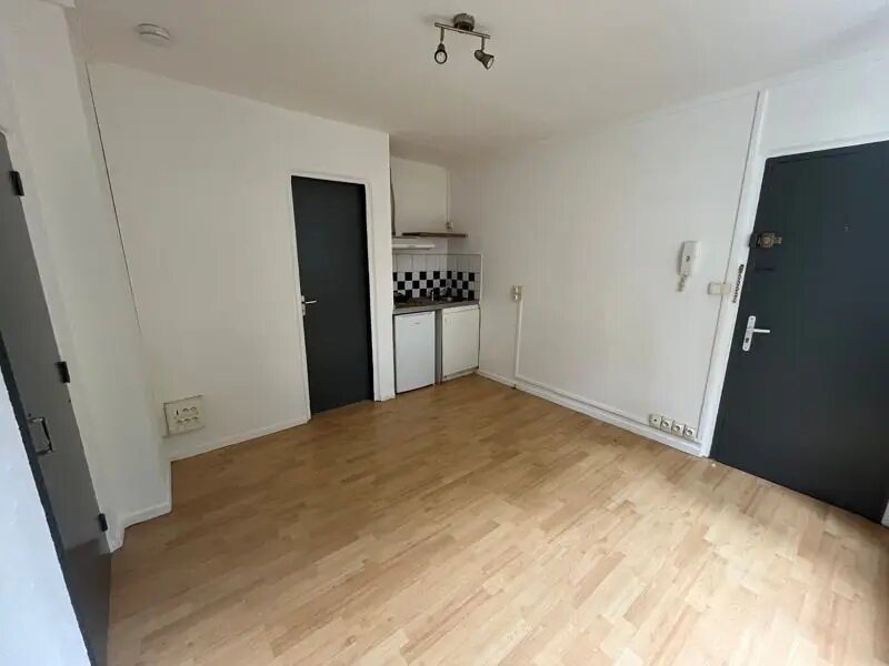 Appartement à louer, 15m², Brive-la-Gaillarde