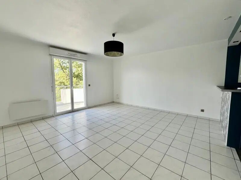 Appartement à louer, 63m², Cenon