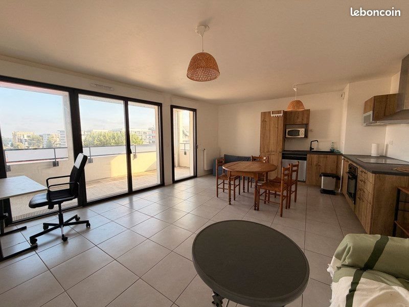 Appartement à louer, 66m², Bordeaux