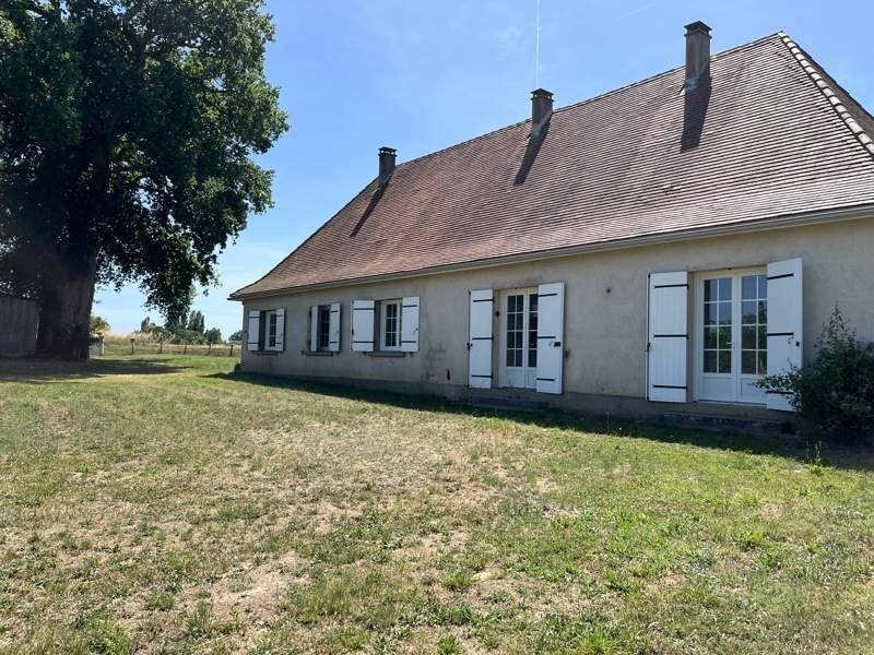 Maison à louer, 138m², Saint-Médard-de-Mussidan
