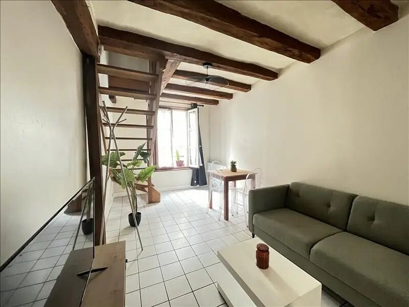 Appartement à louer, 27m², Loches