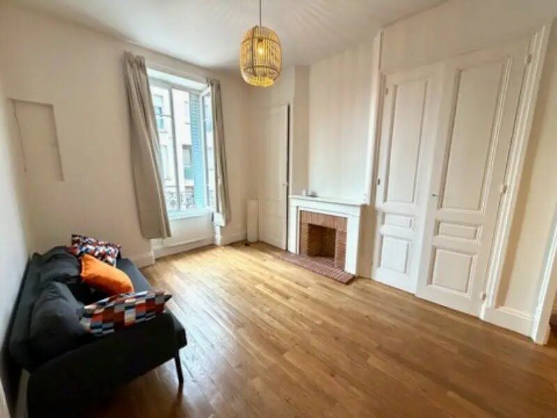 Appartement à louer, 45m², Oullins