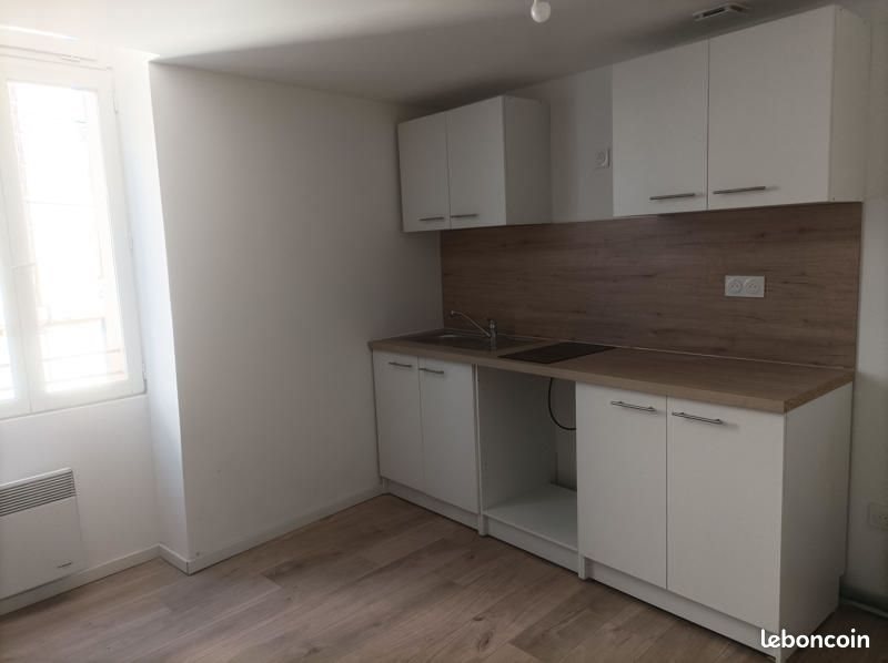 Appartement à louer, 44m², Bessan