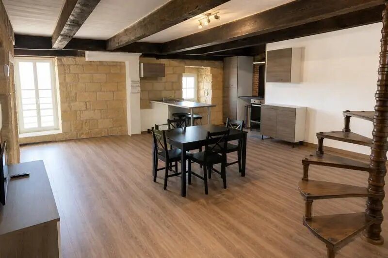 Appartement à louer, 62m², Gourdon
