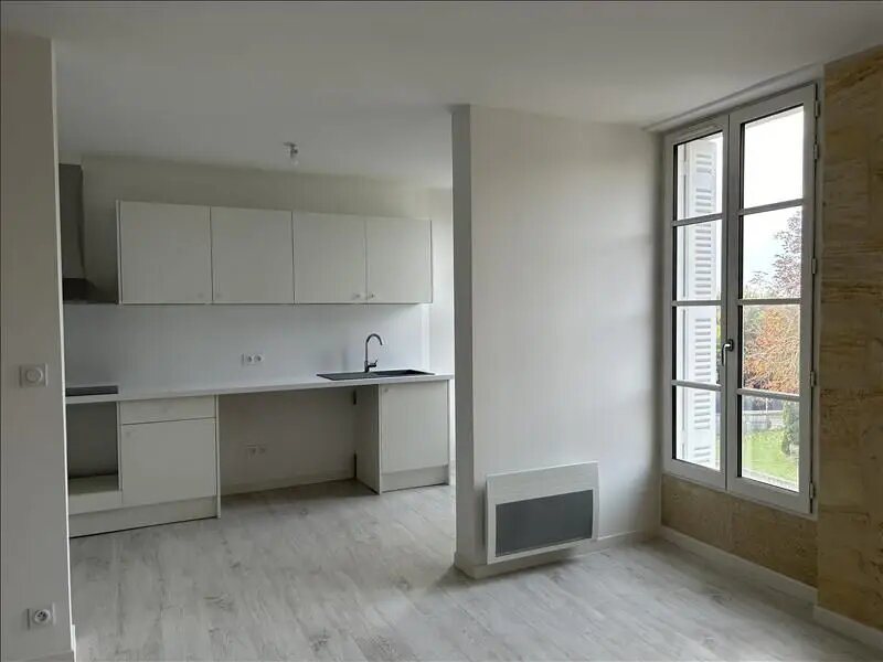 Appartement à louer, 70m², Blaye