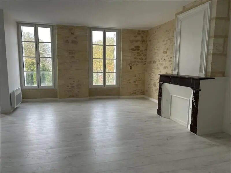 Appartement à louer, 70m², Blaye