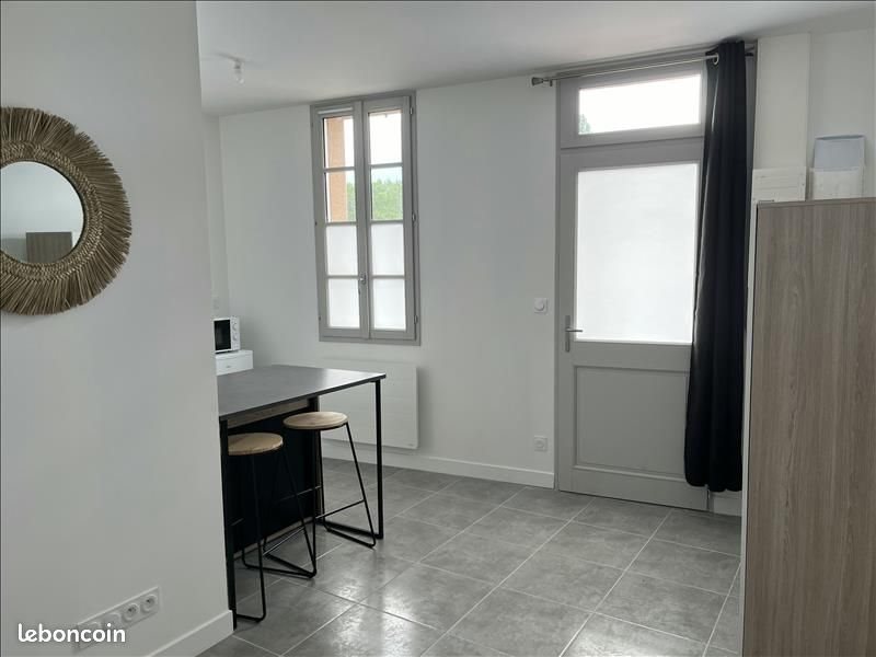 Appartement à louer, 19m², Angoulême