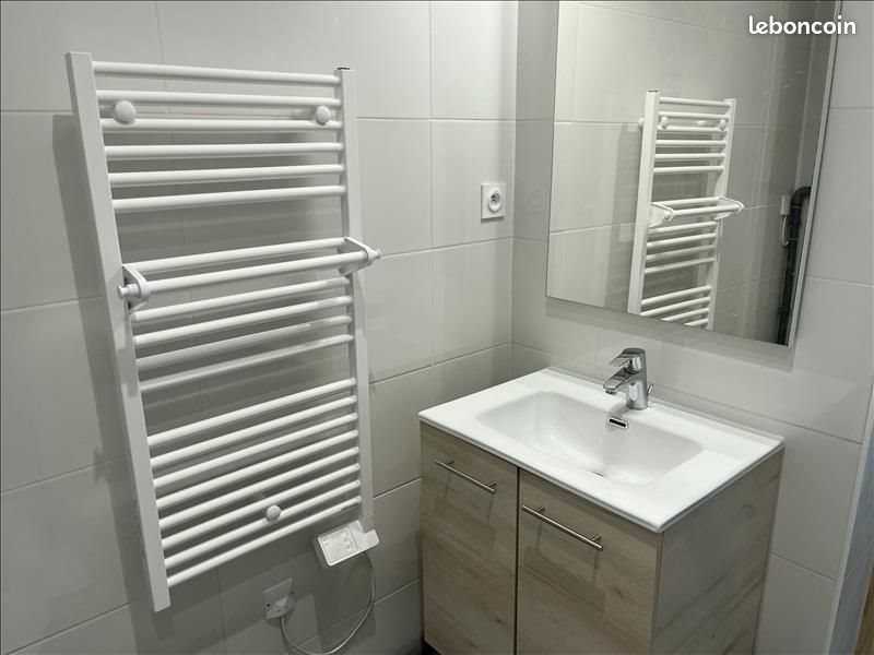 Appartement à louer, 19m², Angoulême