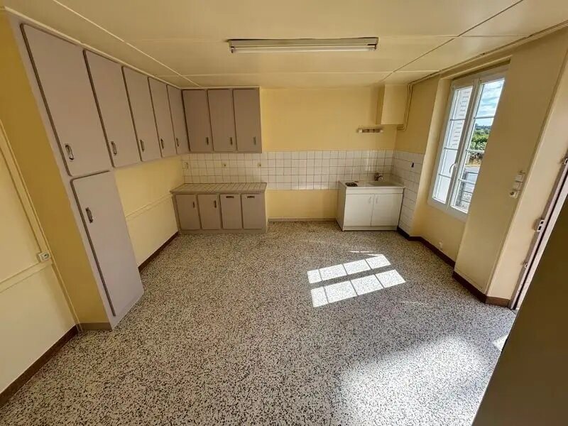 Maison à louer, 52m², Aigurande
