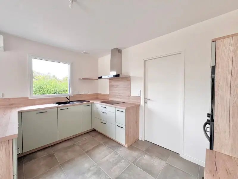 Maison à louer, 84m², Santec